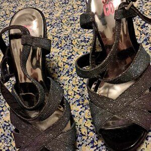9& CO WOMENS SANDALS SHOES SIZE 8